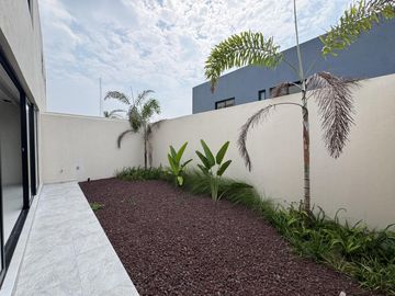 CASA MARIA  EN PREVENTA EN PUNTO LOMAS