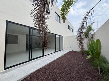 CASA MARIA  EN PREVENTA EN PUNTO LOMAS