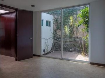 Casa en condominio en  Venta Fraccionamiento Lomas de Angelópolis II, Clúster Puebla Blanca, Puebla