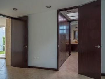 Casa en condominio en  Venta Fraccionamiento Lomas de Angelópolis II, Clúster Puebla Blanca, Puebla