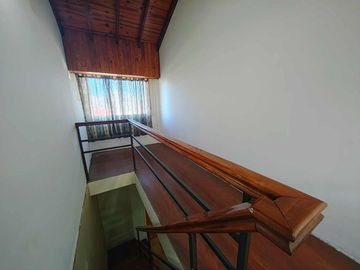 CASA VENTA RAMOS MEJÍA 4 AMBIENTES