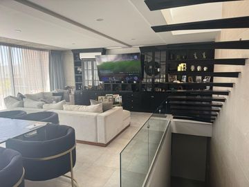 casa en venta en LOMAS PUNTA DEL ESTE con 4 recamaras