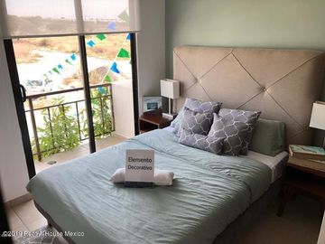 Ciudad del Sol casa de dos niveles en VENTA RAH3436