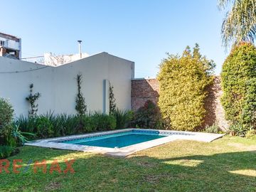 VENTA CASA 7 AMBIENTES EN RAMOS MEJIA