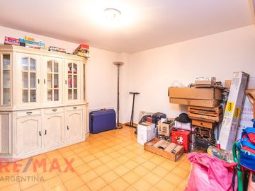 VENTA CASA 7 AMBIENTES EN RAMOS MEJIA