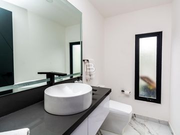 PokTaPok Casa En Venta Con Muelle