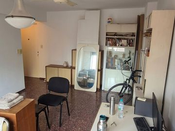 Venta 3 ambientes frente Parque Chacabuco Baulera