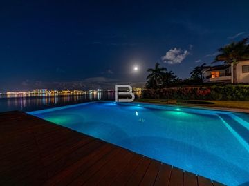 Isla Dorada Casa En Venta Con Muelle