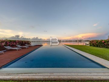 Isla Dorada Casa En Venta Con Muelle