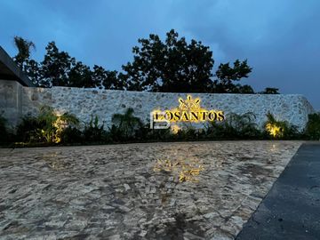 Venta de Lote Residencial en Losantos Cancún