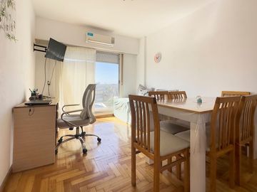 VENTA 2 AMB Ramos Mejía Centro con Balcón  Renta