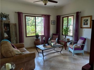 FINCA DE LUJO EN VENTA CON CASA Y ACCESO AL RO (C.P)