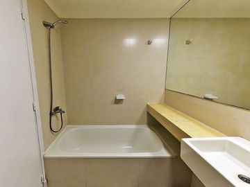 VENTA DEPTO 2 AMB COCHERA GYM SAUNA EN COLEGIALES