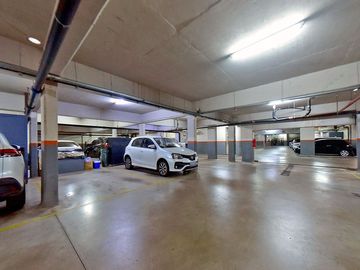 VENTA DEPTO 2 AMB COCHERA GYM SAUNA EN COLEGIALES