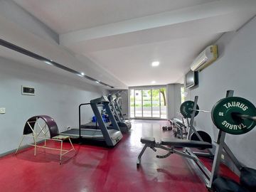 VENTA DEPTO 2 AMB COCHERA GYM SAUNA EN COLEGIALES