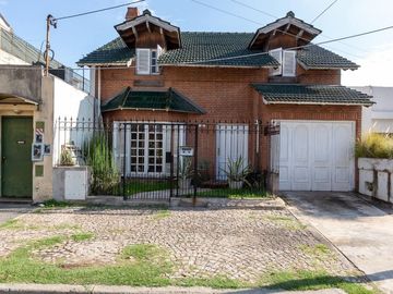VENTA CASA 4 AMBIENTES RAMOS MEJIA