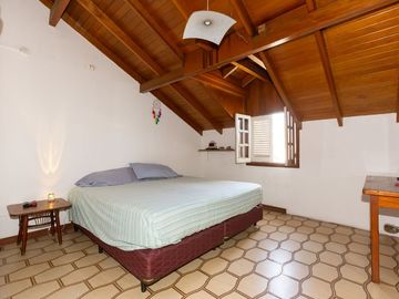 VENTA CASA 4 AMBIENTES RAMOS MEJIA