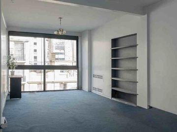VENTA OFICINA LUMINOSA APTO CRÉDITO EN SAN NICOLAS