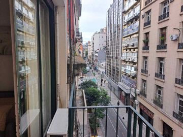 Retiroi Venta Apto Credito  con Balcon