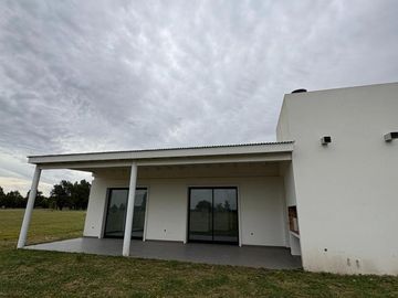 CASA EN VENTA A ESTRENAR LA FEDERALA, LOBOS