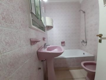 Venta Depto 4 ambientes patio y balcón Balvanera