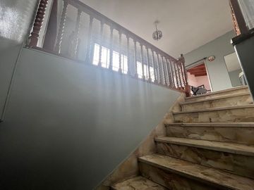 CASA EN VENTA 3 AMB V. SOLDATI CON PATIO Y JARDIN