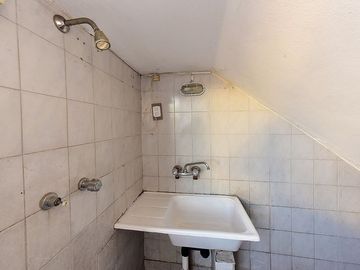 VENTA PH MULTIFAMILIAR CON TERRAZA EN MUNRO
