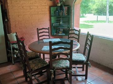 CASA EN VENTA SAN MIGUEL DEL MONTE 6 AMBIENTES