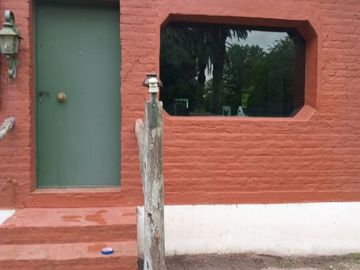 CASA EN VENTA SAN MIGUEL DEL MONTE 6 AMBIENTES