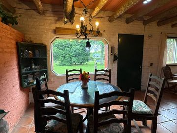 CASA EN VENTA SAN MIGUEL DEL MONTE 6 AMBIENTES