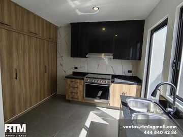 SE VENDE CASA A ESTRENAR EN CENNET
