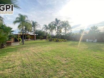 TERRENO CON TERRAZA EN VENTA LOMAS DE COMANJILLA