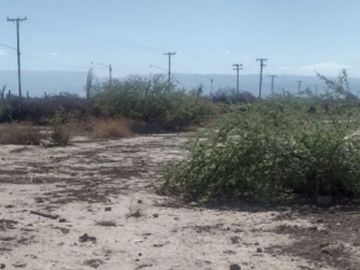 TERRENO EN BARRIO VISTAS DEL ESTE, SANTA LUCIA