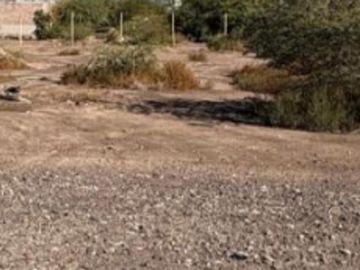 TERRENO EN BARRIO VISTAS DEL ESTE, SANTA LUCIA