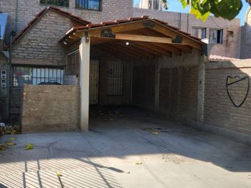 CASA DÚPLEX 3 DORMITORIOS. APTA CRÉDITO. CHIMBAS