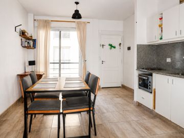 Venta Depto. 2 amb. Villa Urquiza c/ Balcón