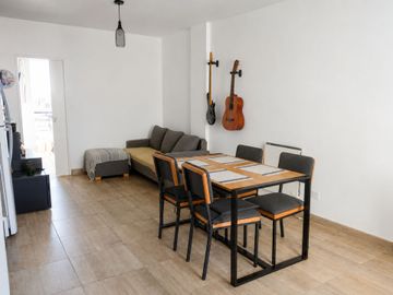 Venta Depto. 2 amb. Villa Urquiza c/ Balcón