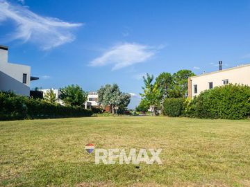 LOTE EN VENTA BARRIO TERRALAGOS CANNING
