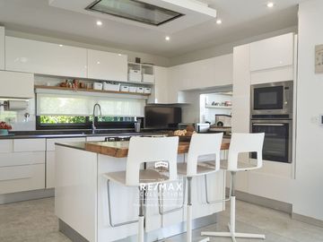 CASA EN VENTA SAINT THOMAS OESTE CUOTAS PERMUTA
