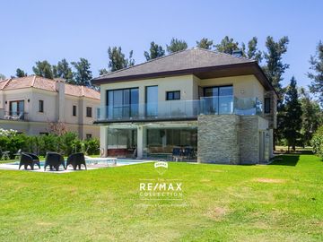 CASA EN VENTA SAINT THOMAS OESTE CUOTAS PERMUTA