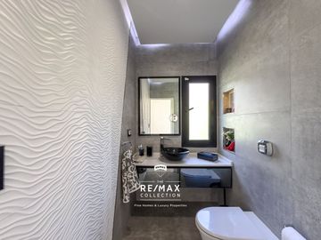 CASA EN VENTA SAINT THOMAS OESTE CUOTAS PERMUTA