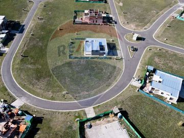 VENTA DE LOTE 700 M2 EN CANNING VILLAGE SAN SIMÓN