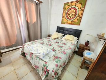 CASA PH PB FRENTE 4 DORM 8 AMB GRAN PATIO SAAVEDRA