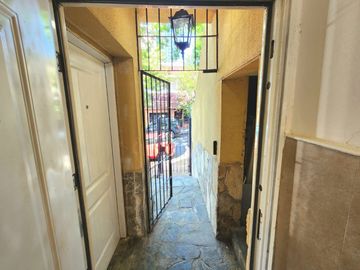 CASA PH PB FRENTE 4 DORM 8 AMB GRAN PATIO SAAVEDRA