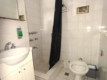 3 AMBIENTES LUMINOSO EN LINIERS – OPORTUNIDAD