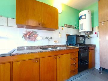 3 AMBIENTES LUMINOSO EN LINIERS – OPORTUNIDAD