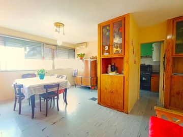 3 AMBIENTES LUMINOSO EN LINIERS – OPORTUNIDAD
