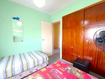 3 AMBIENTES LUMINOSO EN LINIERS – OPORTUNIDAD