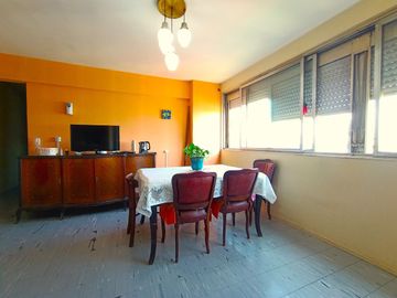 3 AMBIENTES LUMINOSO EN LINIERS – OPORTUNIDAD