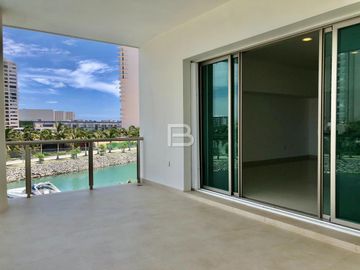 En Venta Departamento en Puerto Cancun
